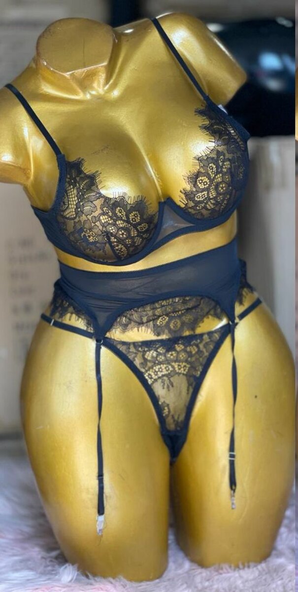 Ensemble lingerie dentelle sexy