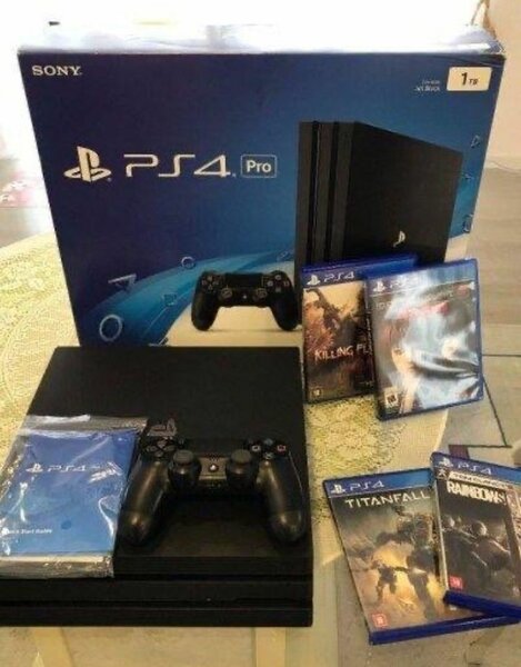 Console Sony PS4 Pro