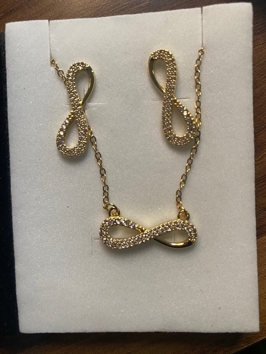 Infinity jewelry set