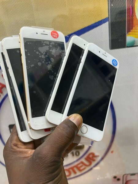 iPhone 16GB/32GB