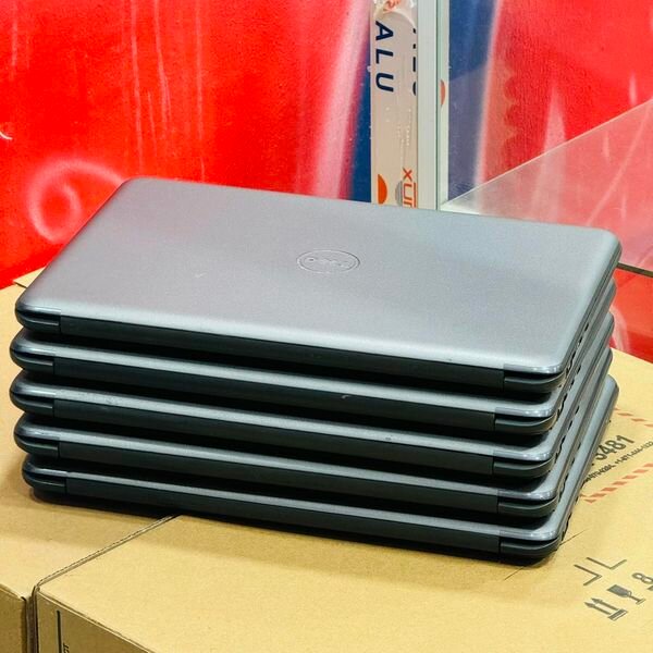 Ordinateur portable DELL LATITUDE e3380