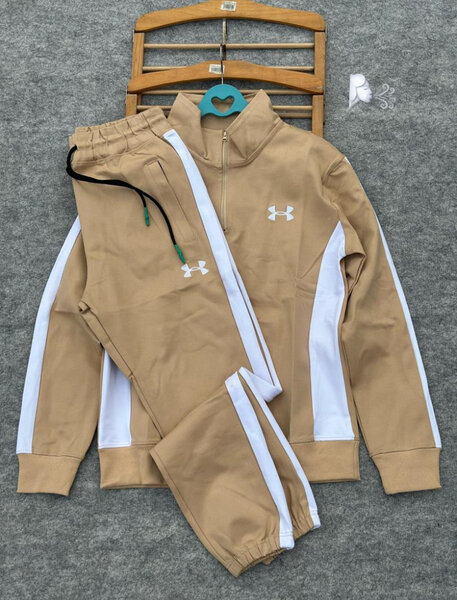 Ensemble survêtement beige