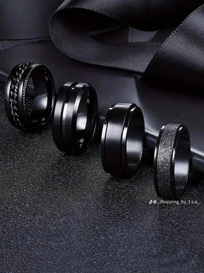 Bague en acier inoxydable moderne