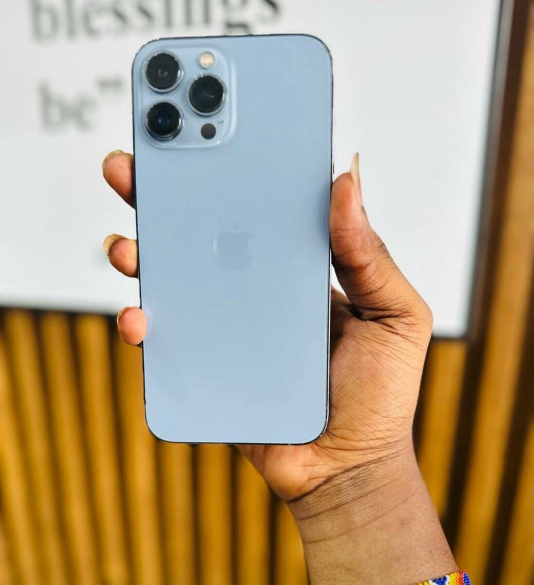 iPhone 13 Pro Max locked