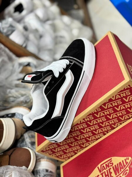Vans  chaussures