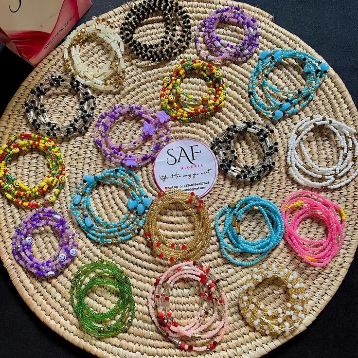 Baya fait en perles corail