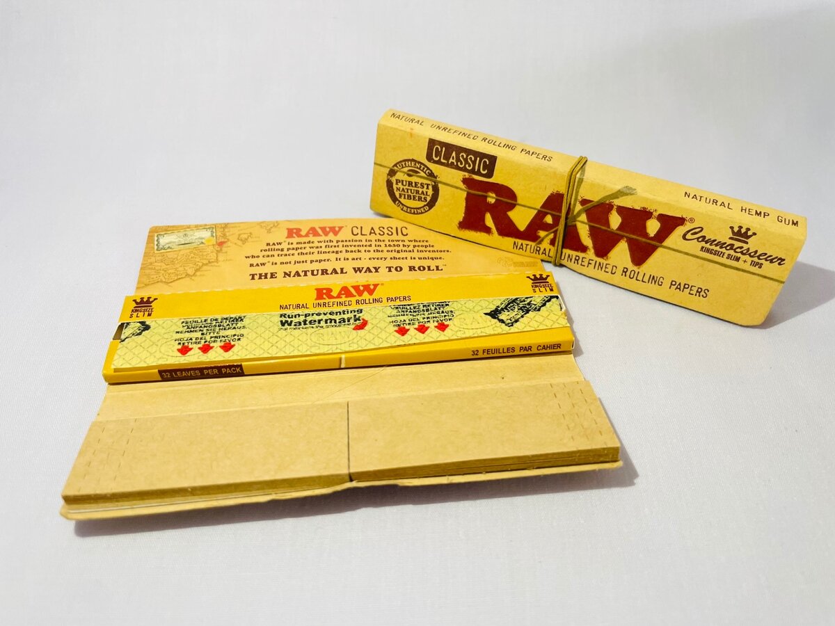 Papier à rouler avce carnet de filtre