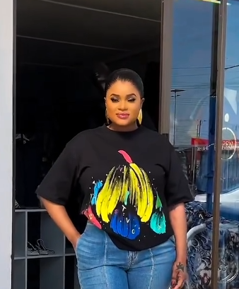 Women's Black Printed T-shirt