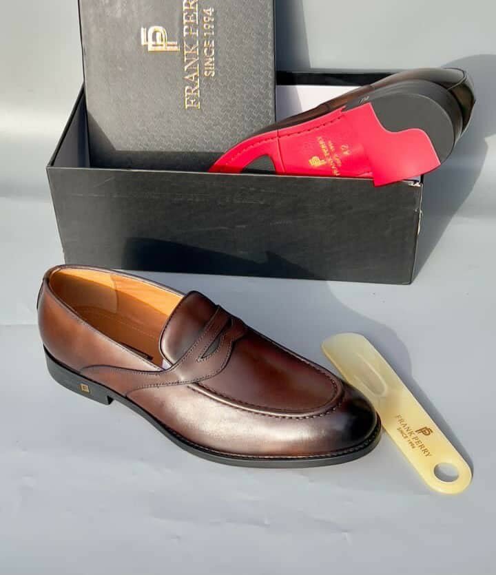 FRANK PERRY EXECUTIVE