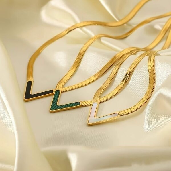 v snake chain