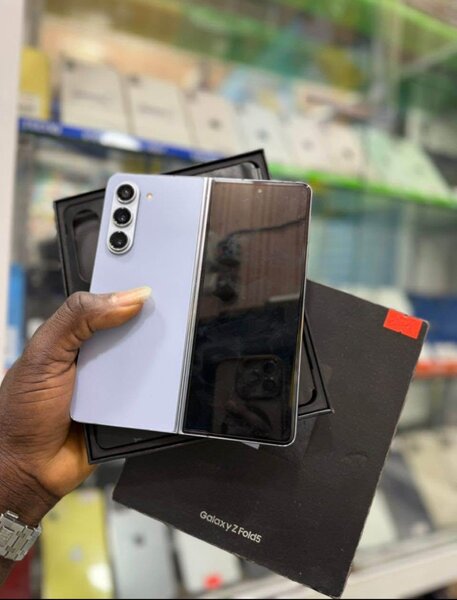 Smartphone pliable Galaxy Z Fold