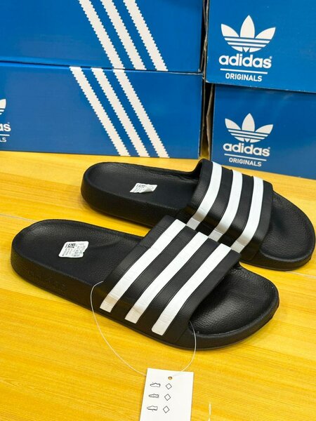 Sandales de plage Adidas