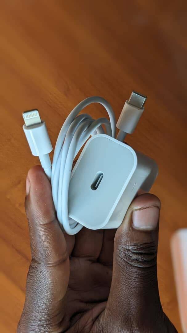 Iphone original fast chargers