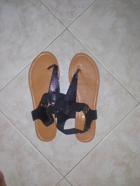 Sandales élégantes en cuir