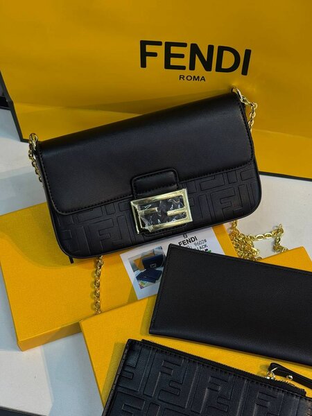FENDI 3в1
