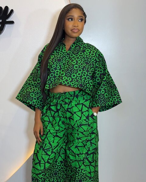 Tenue élégante en pagne africain