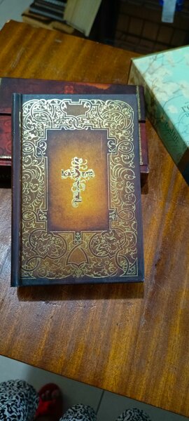 NIV REAL LIFE DEVOTIONAL BIBLE FOR WOMEN