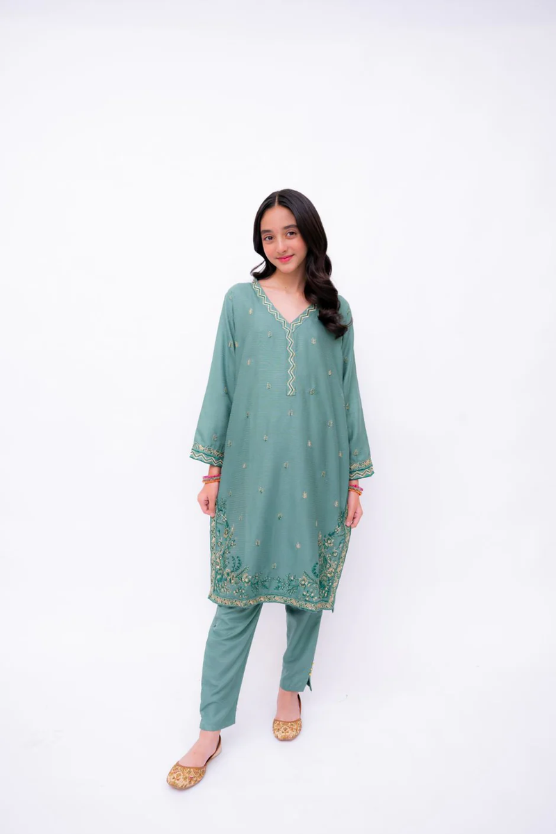 MINT - 2 PIECE