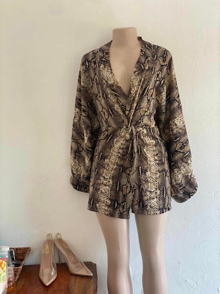 Stylish women's robe