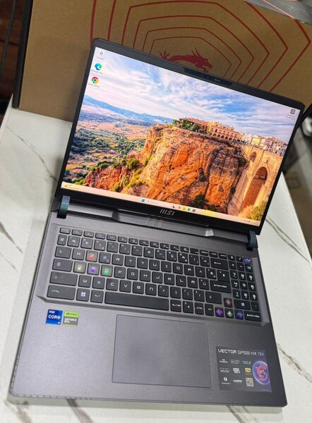 MSI Vector core i7 13th généra