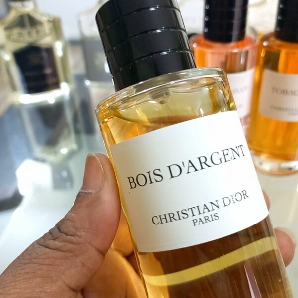 COLLECTION PRIVÉE DIOR