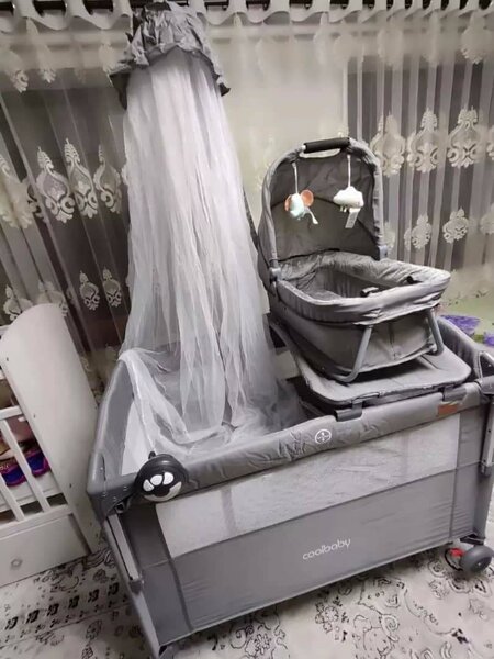 Продаю спальней приставной манеж от Cool baby