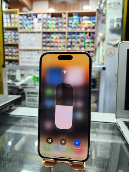 Iphone 14 pro 128 giga et 2puc