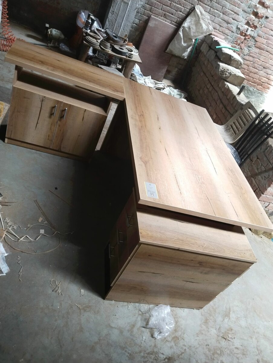 Executive Table