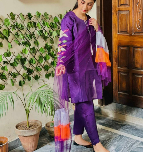 *Silk Embroidery 3Pc*