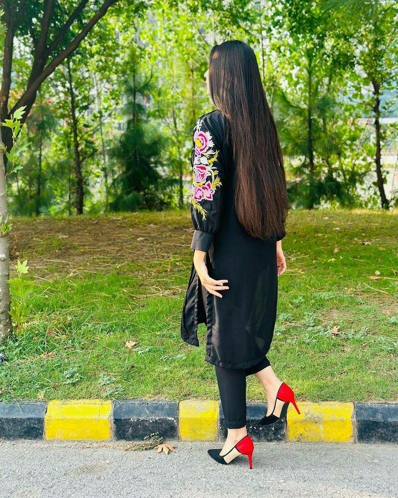 2 pcs women stiched linen embroided shirt and trouser