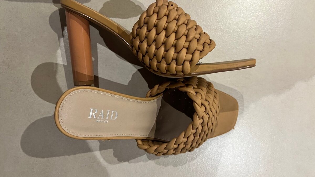 Sandales à talons tressés