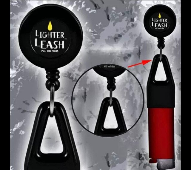 Lighter leash/holder