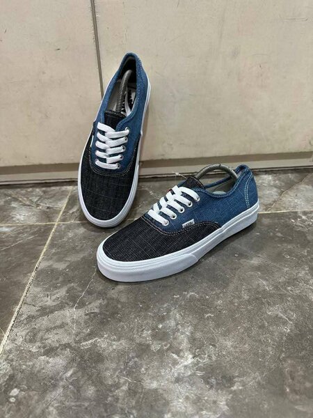 Vans et converse
