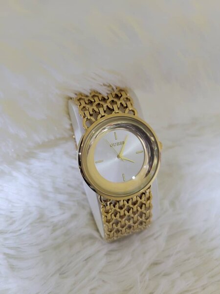 Montre Or Élégante Femme