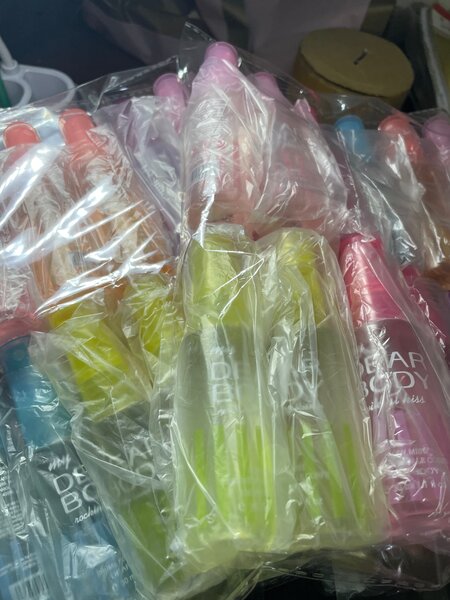 Sprays parfumés "Dear Body" 12