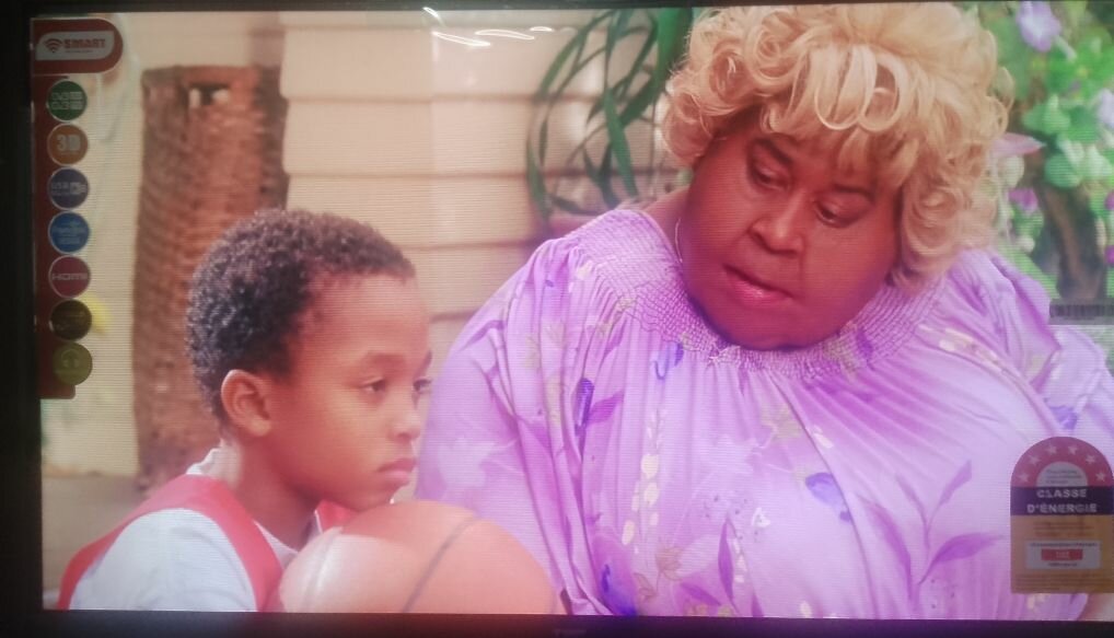 Téléviseur LED 32" HD Smart