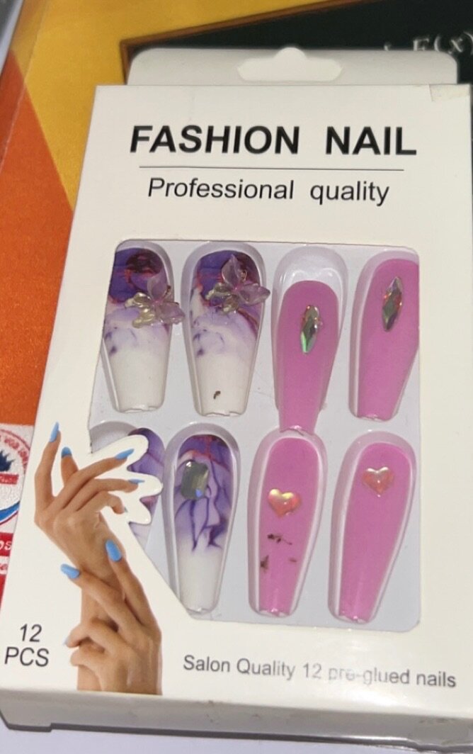 Faux ongles / press on nails