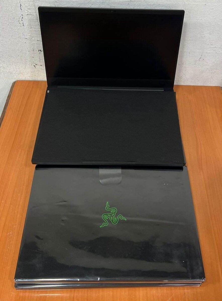 RAZER BLADE RZ09 RYZEN 9