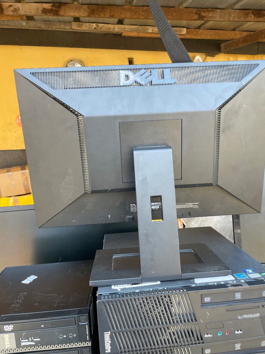 Moniteur Dell 24 pouces Full HD