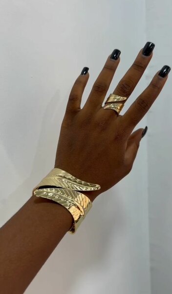 Bracelet et Bague Dorés