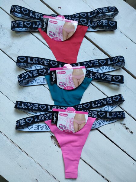 Seamless panties