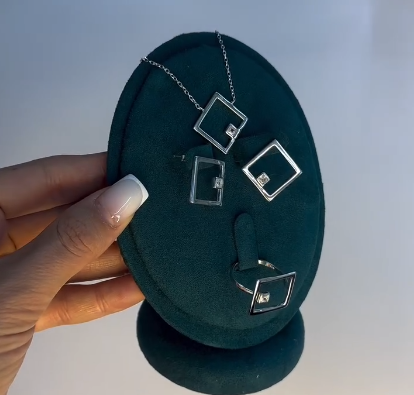 ювелирный серебряный комплект