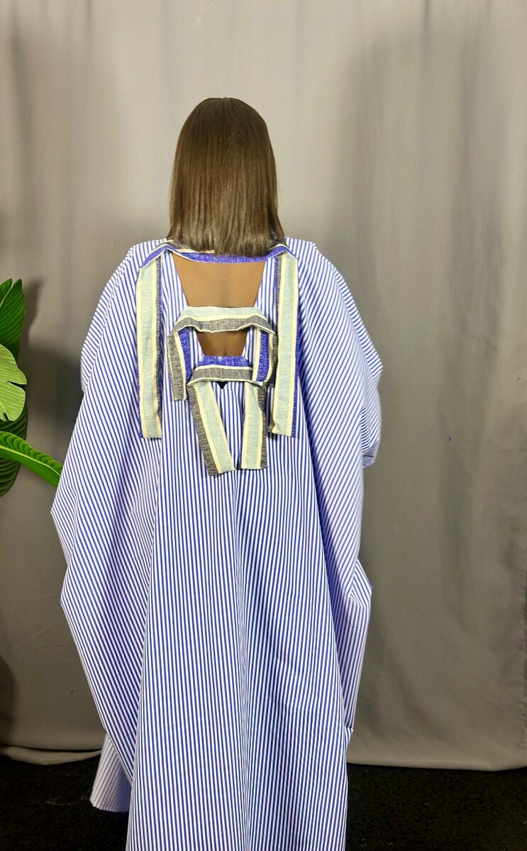 Robe élégante à rayures