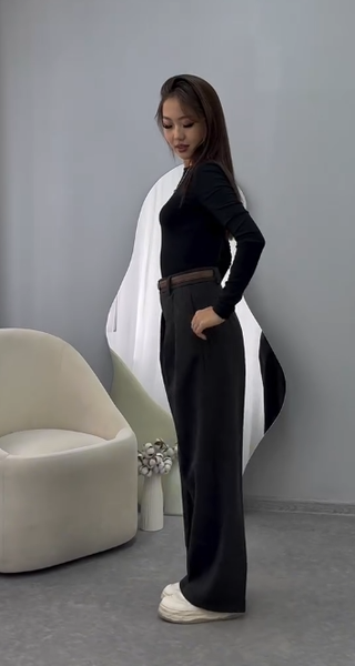 Женские утепленные классические брюки с ремнем