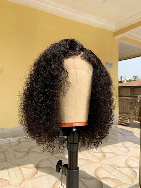 Perruque Frisées Courtes