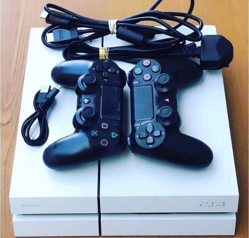Play station 4pro