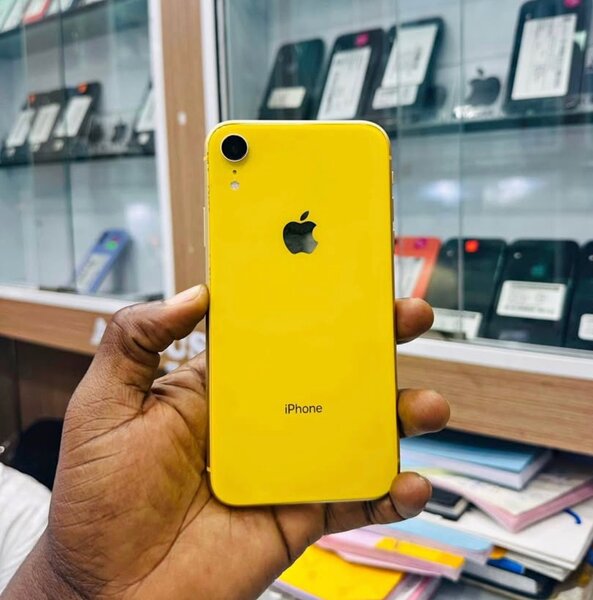 iPhone XR