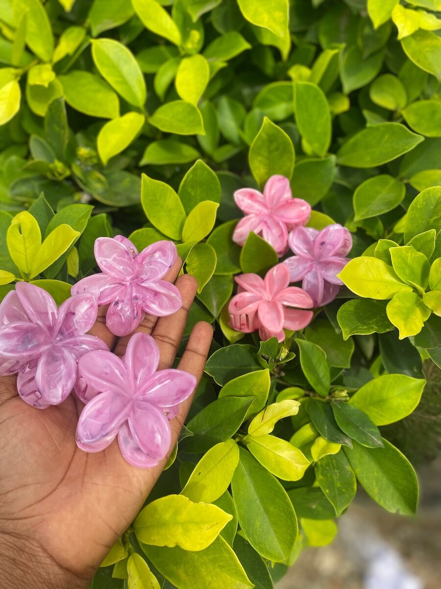 Épingles à cheveux fleuries