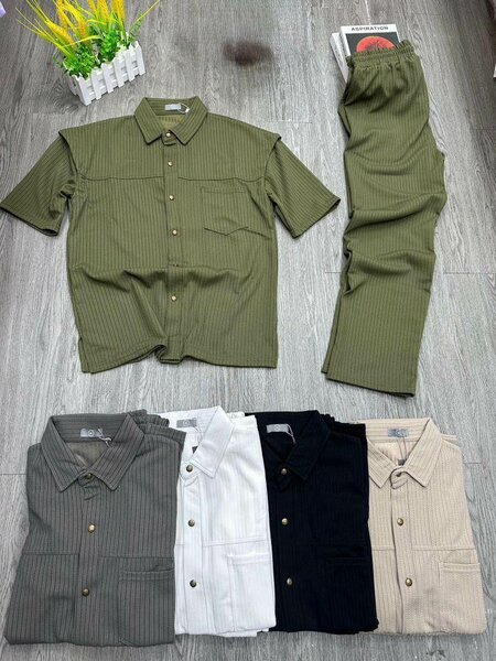 Costume d'été élégant pour hommes