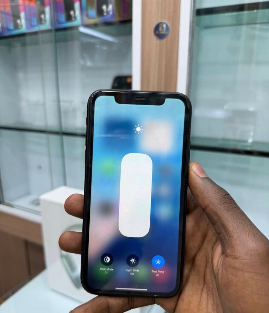 iPhone XR 64GB Noir